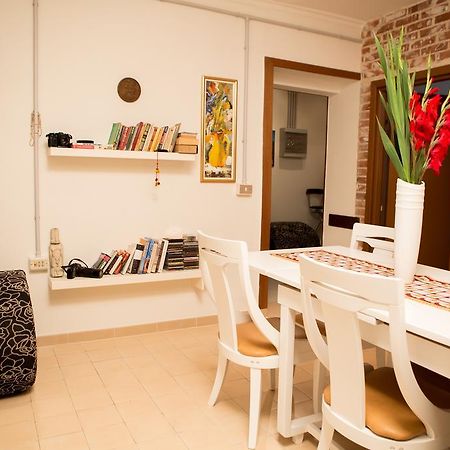 B&B Artistic Tirana Esterno foto