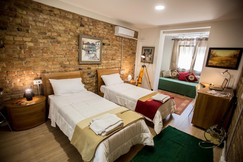 B&B Artistic Tirana Esterno foto
