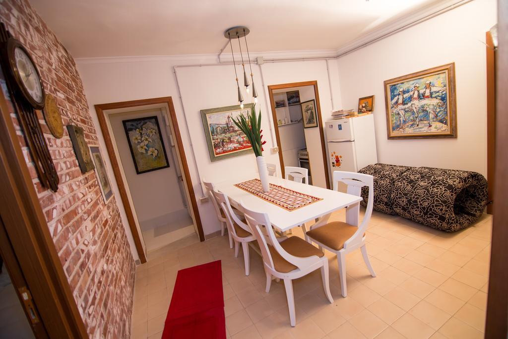 B&B Artistic Tirana Esterno foto